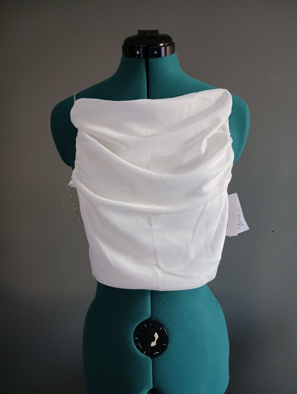 NWT Nonchalant Camm Top Size XS,WHITE